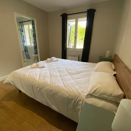 Luxury With Covered Terrace In Chalais Holiday home Chalais (Charente)