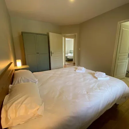 Holiday home Luxury With Covered Terrace In Chalais *